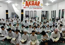 Santri Masjid Ka'bah Berkah Umat Khatam Quran
