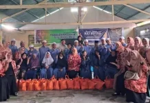 Pemerintah dan DWP Kabupaten Gorontalo Beri Santunan Santri Disabilitas