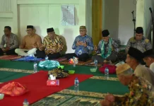Bado Ketupat Awali Perayaan Hari Ketupat Ketupat di Kampung Jawa