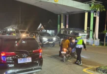 Brimob Polda Gorontalo tanpa Henti Selama 48 Jam Amankan Tradisi Ketupat