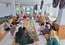 Bhabinkamtibmas Desa Ulanta Kawal Syukuran Ketupat