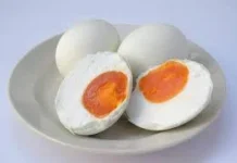 Telur Asin, Ini Bahayanya jika Dikonsumsi Secara Berlebihan