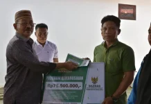 Baznas Boalemo Salurkan Zakat, Bupati Tekankan Peran Penting Bantu Masyarakat