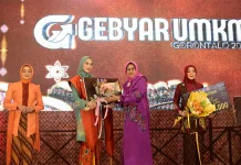 Lestarikan Karawo, Dekranasda Gorontalo Gelar Fashion Show Kebaya Kartini