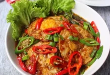 Telur Ceplok Saus Tiram, Bikin Nagih!
