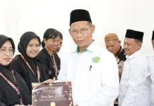Kakanwil Kemenag Gorontalo Apresiasi Guru MTsN 1 Pohuwato