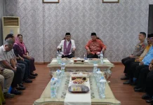 Disambut Adat Mopotilolo, Ini Profil Kajati Gorontalo yang Baru