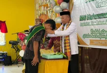 Kakankemenag Kabgor Lepas 35 Wisudawan MAS Muhammadiyah Isimu
