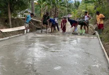 Pekerjaan Jalan Rabat Beton di Desa Hutamonu Sudah Capai 400 Meter