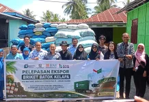 CV. Nature Birkah Kirim Bahan Baku Produksi Briket menuju Arab Saudi
