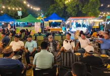 Sofyan-Tonny Nikmati Suasana Malam di Teras Telaga Coffee
