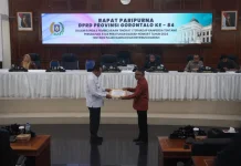Seluruh Fraksi DPRD Terima Ranperda Perubahan Pajak dan Retribusi Daerah