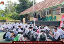 KPU Bone Bolango Perkuat Kesadaran Demokrasi Pemilih Pemula di Sekolah