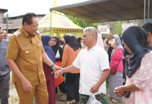 Pasar Murah Bersubsidi Ringankan Beban Warga Dungingi