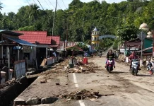 Warga Kecamatan Bone Rayakan Idul Adha dalam Suasana Duka Kebencanaan