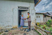 Polda Gorontalo Salurkan Satu Ton Daging Kurban Kepada Masyarakat