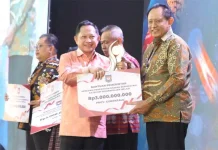 Kantongi Rp3 M dari Kemendagri, Gubernur Gusnar Membawa Gorontalo Terbaik 1