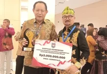 Kepada Daerah Berprestasi Ketua DPRD Gorontalo Mengapresiasi