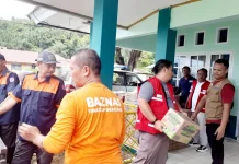 Ratusan Korban Banjir di Kecamatan Bone Terima Bantuan Logistik