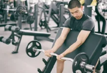 Ingat! Konsisten ke Gym Lebih Penting daripada Latihan Berat