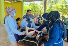 UKM Casamur Dapat Pelatihan Pengembangan Olahan Cabai dan Digital Pemasaran
