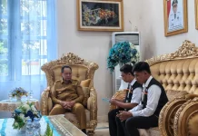 Gusnar Ismail jadi Responden Pertama Sensus Ekonomi 2026 di Gorontalo