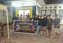 Nonton Bareng PIala Dunia, Polsek Telaga dan Warga Justru Makin Mesra
