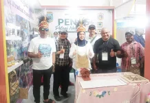 Akibat Cuaca Buruk di Manado, Pesawat Kontingen Papua Barat Mendarat di Gorontalo