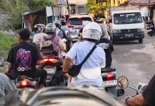 Breaking News: Jalan Utama Lekobalo-Dembe 1 Mulai Padat, Dampak Festival Apangi