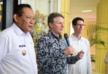 Dubes Australia Beri Selamat Gubernur Gusnar Sukses Gelar PENAS XVII