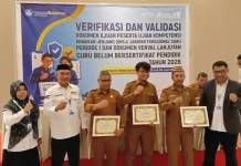 KGTK Gorontalo Beri Penghargaan kepada Dinas Pendidikan Berprestasi