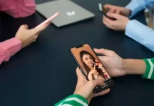 Cara Algoritma Machine Learning Menentukan FYP Setiap Pengguna