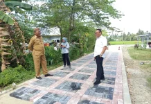 Anggota Deprov Gorontalo Tinjau Realisasi Pokir Pembangunan Paving Blok