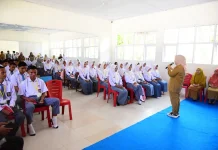 Wagub Idah Bekali Peserta MPLS dengan Motivasi dan Edukasi Bahaya HIV/AIDS