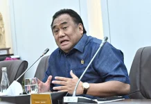 Taa Lo'o Lamahe Lipu, Gelar untuk Alm. Rachmat Gobel dari Dewan Adat Gorontalo