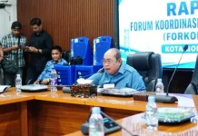 Pemkot Gorontalo Bagikan 1.000 Bendera Merah Putih Sambut HUT ke-81 RI