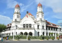 Pesona Kota Terbesar Indonesia