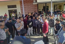 Kapolres Bone Bolango Janji Tindak Lanjuti Tuntutan Penambang Suwawa