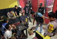 Polsek Kota Utara Polresta Gorontalo Kota Sita 291 Botol Miras dalam Patroli Rutin