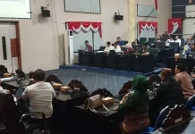 Pemkab-DPRD Kabgor Bahas Proyeksi PAD 2027