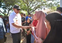 Bantu Masyarakat Bonepantai, Pemprov Gorontalo Hadirkan Pasar Murah