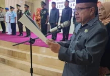 Ayis Yusuf Pimpin Ikrar Pengukuhan Paskibraka Gorontalo Utara