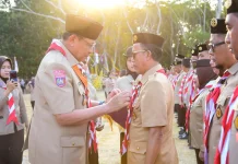 25 Anggota Pramuka Dapat Penghargaan, Gusnar–Idah Terima KTA Elektornik