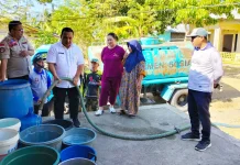 Gorontalo Krisis Air Bersih, Dinsosdukcapil Distribusikan 30 Ribu Liter Air