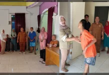 Kadinsosdukcapil Tinjau Tiga Unit Layanan Sosial di Gorontalo