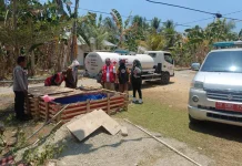 Kemarau Panjang, Warga Tilongkabila Terima Bantuan Air Bersih