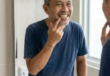 Semakin Bertambah Usia, Mengapa Gigi dan Gusi Membutuhkan Perawatan Lebih?