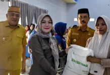 Bantuan Beras CPP untuk Warga Desa Lamahu Dinilai Berkualitas
