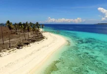 Pesona Bahari Sulawesi Tenggara, Dari Kota hingga Kepulauan
