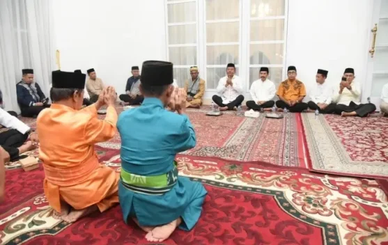 Jejak Leluhur di Bulan Suci